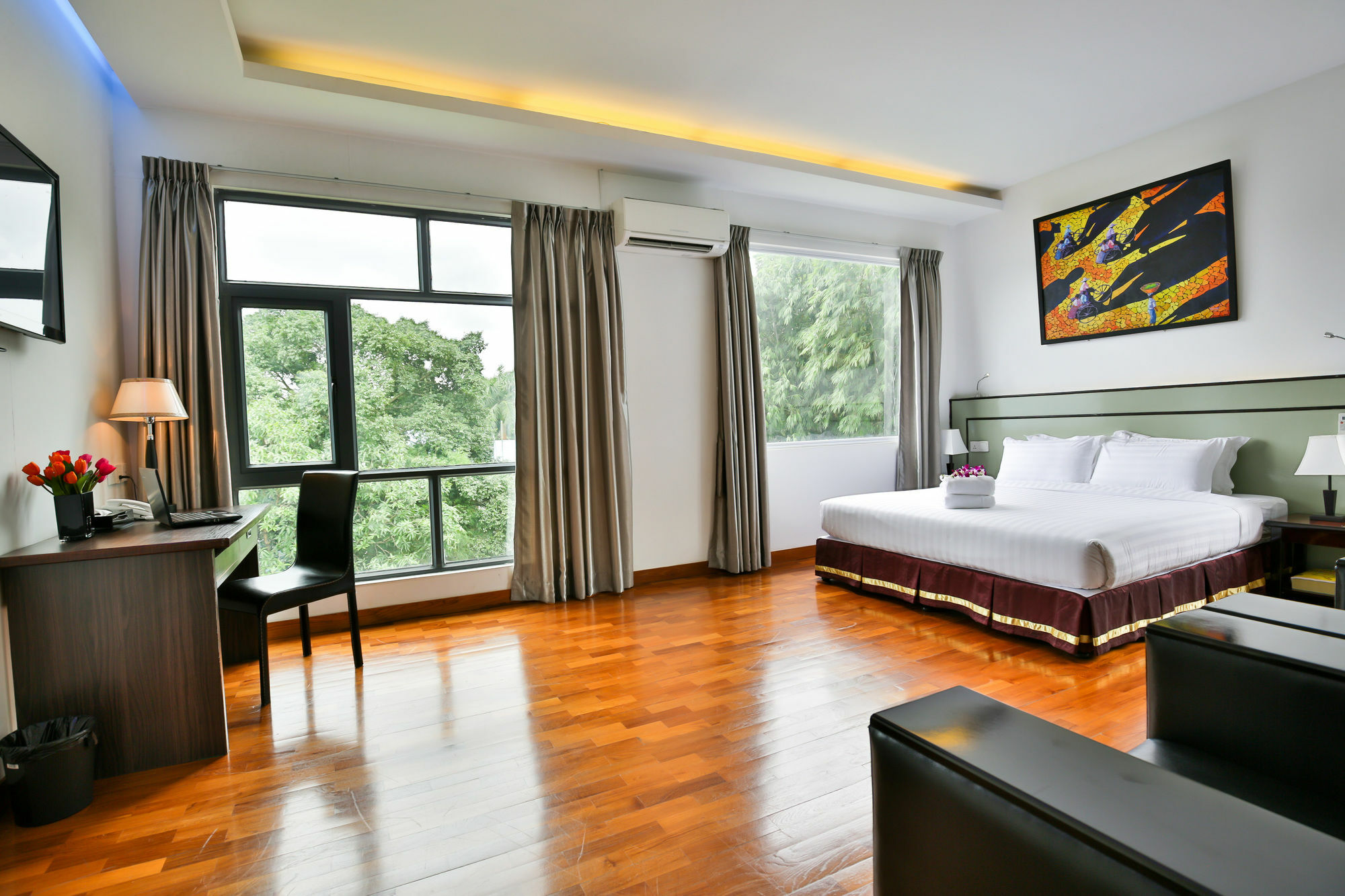 Sky View Hotel Yangon Exteriör bild